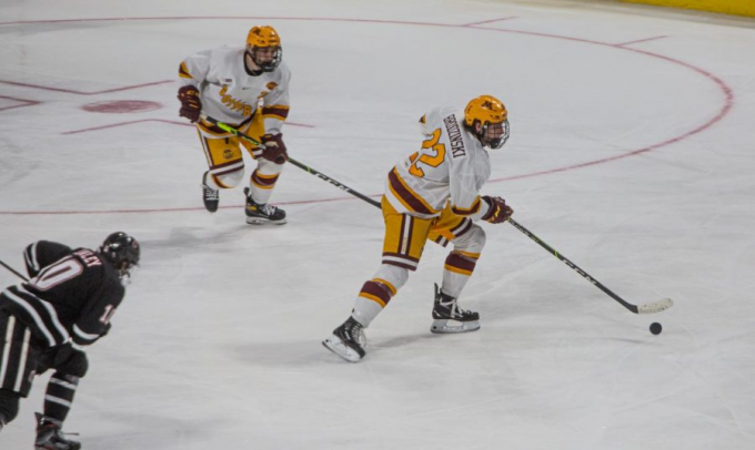 North Dakota Fighting Hawks vs. Nebraska-Omaha Mavericks at Ralph Engelstad Arena